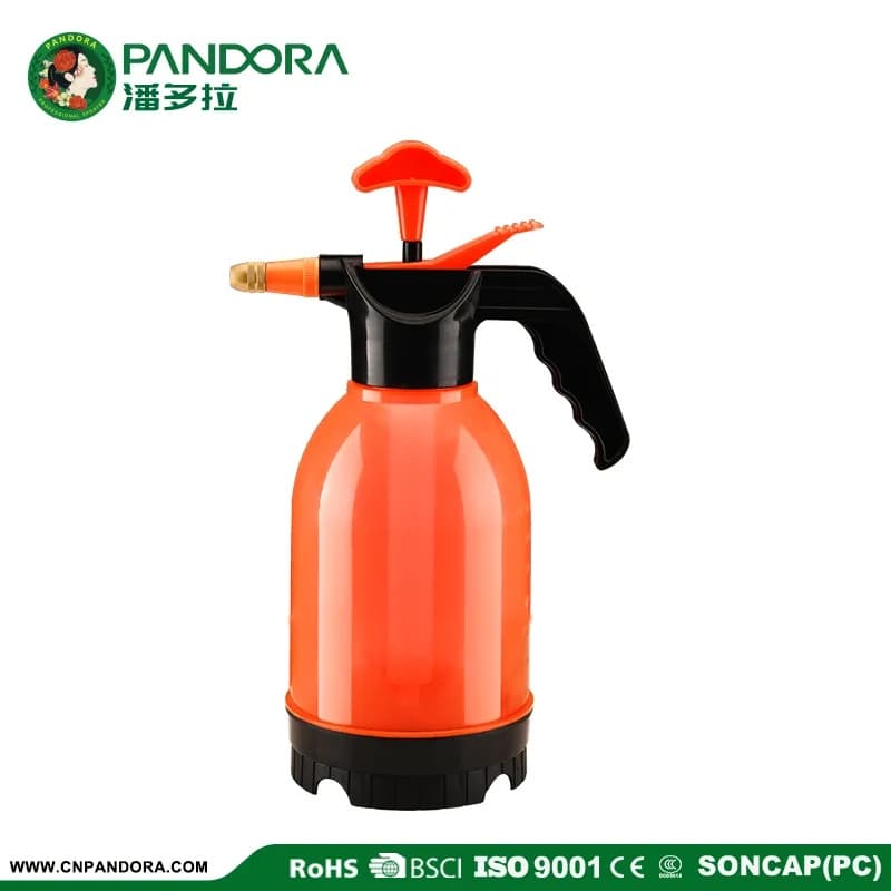 2L Garden Hand Sprayer — CF-102